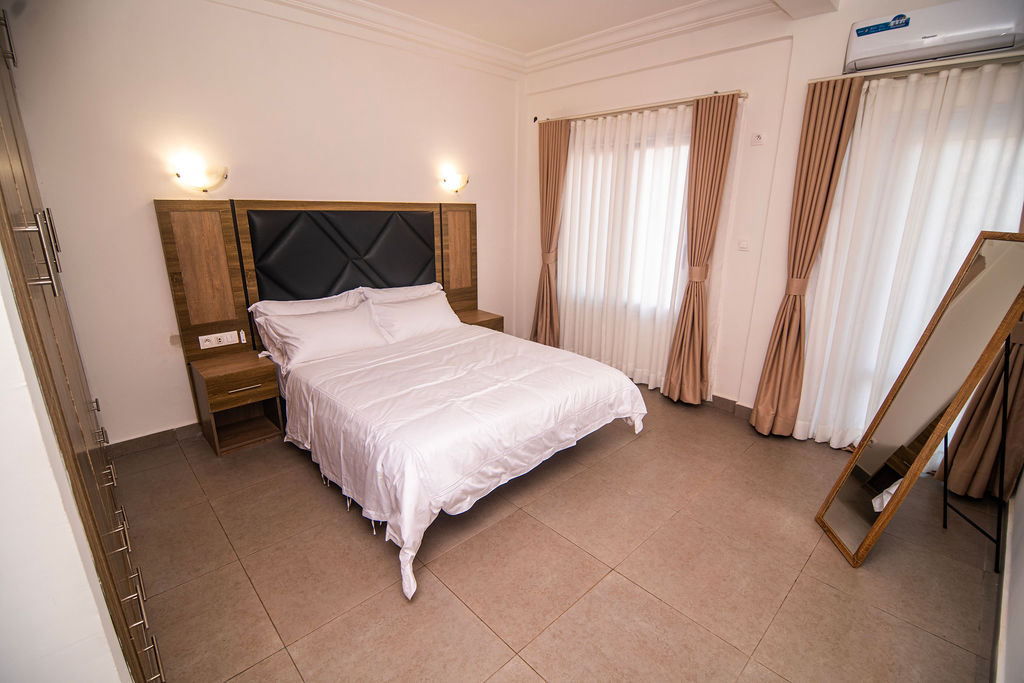 Chambre à coucher 3